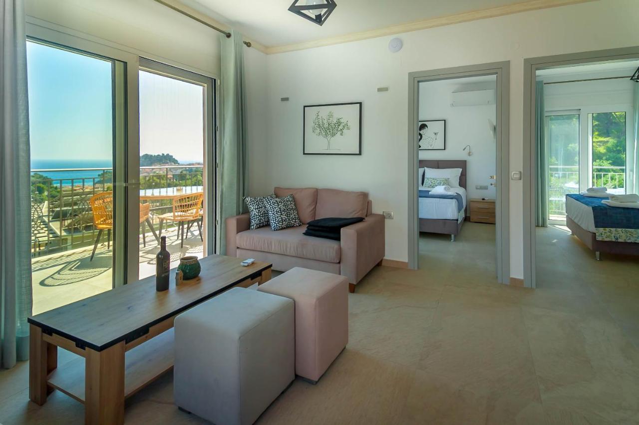 Natura Luxury Suites ปาร์กา ภายนอก รูปภาพ