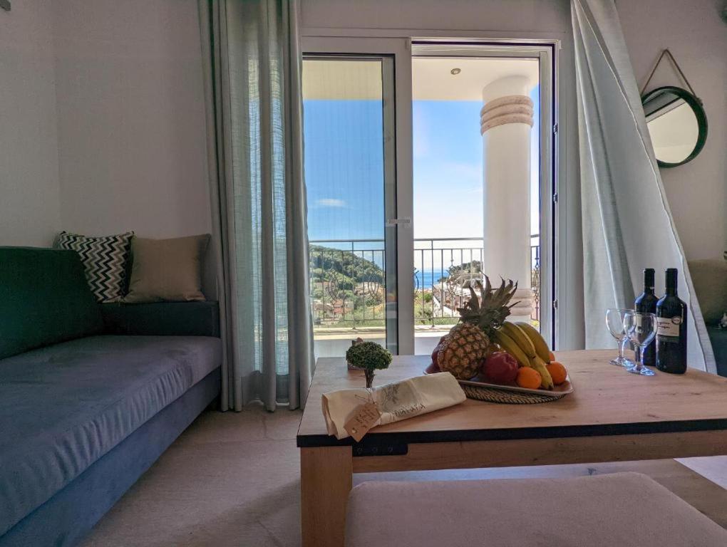 Natura Luxury Suites ปาร์กา ภายนอก รูปภาพ